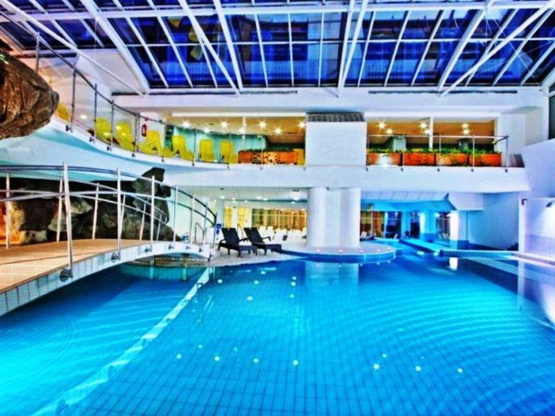 Wellness Hotel Apollo - Terme & Wellness Lifeclass Portoroz Bagian luar foto